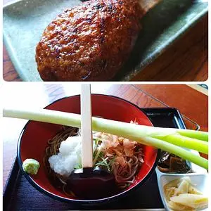 味処みなとや