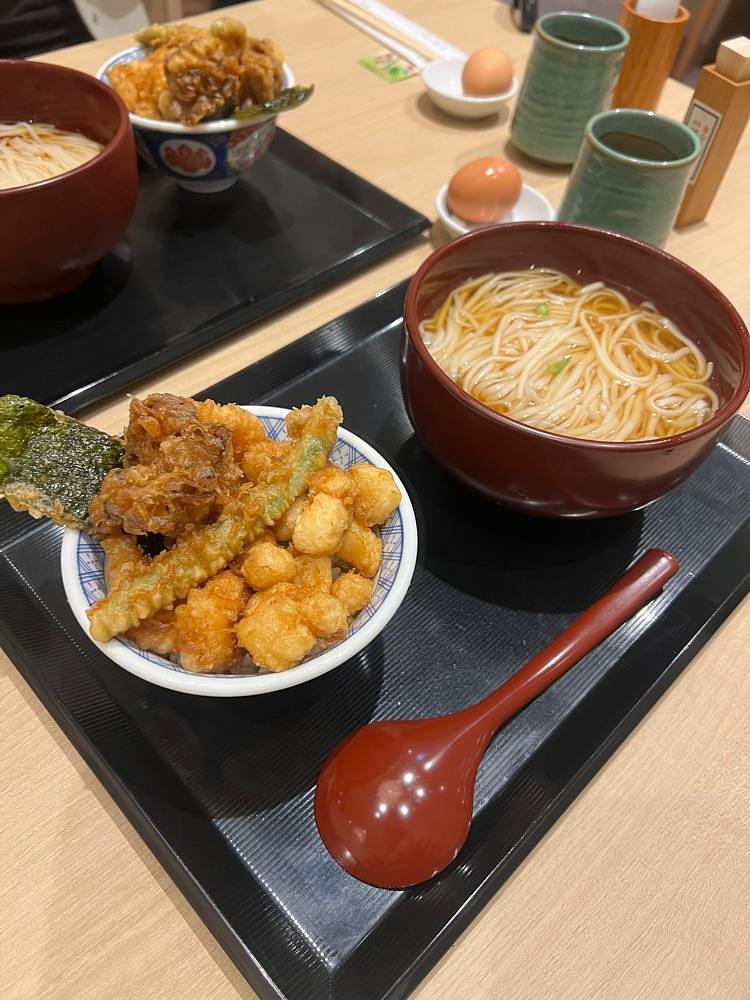 🤎アイヒンまま🤎さんが投稿した日本橋 稲庭うどんと丼めし 金子半之助 イクスピアリ店に関する口コミの画像