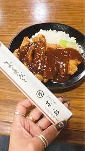 丸万 本店