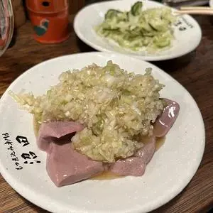 ホルモンの串焼き　もつやき処　沼田