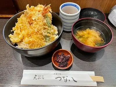 つな八 上大岡デリカ店