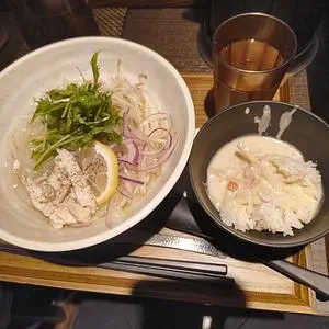 米麺食堂 by COMPHO