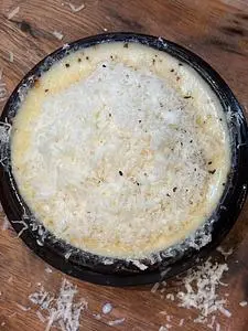 チーズと生はちみつBeNe アスナル金山店