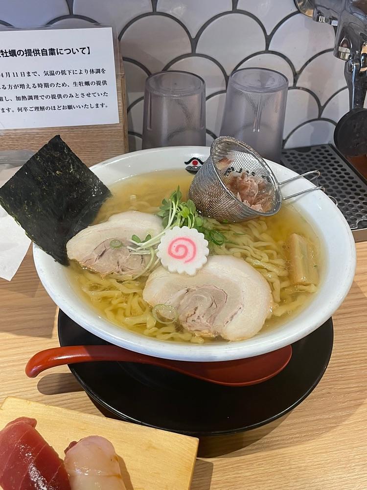 しがないサラリーマンさんが投稿した鮨とラーメン うおがしやに関する口コミの画像