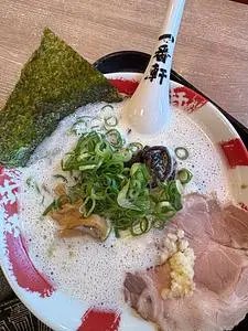 熟成豚骨ラーメン 豚骨麺屋一番軒 総本家(【旧店名】長浜ラーメン 一番軒 総本家)