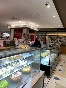 ユーハイム ピオレ明石店