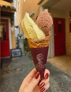 ジェラテリア テオブロマ（THEOBROMA）