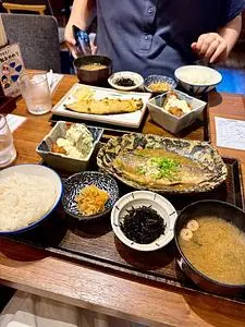 土鍋炊ごはん なかよし 本店