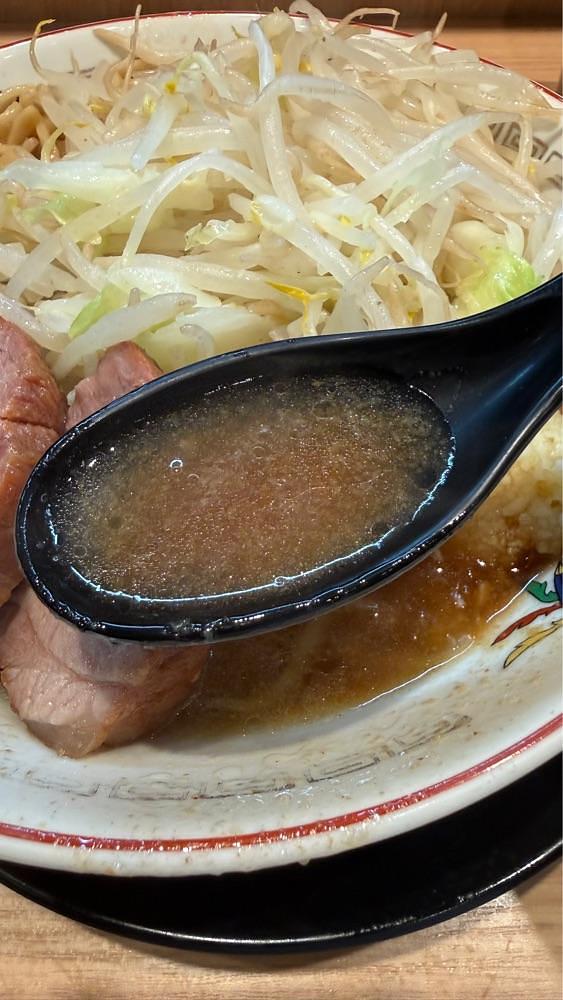 【東京近郊】居酒屋勝手にレビューさんが投稿したラーメン 豚山 北千住東口店に関する口コミの画像