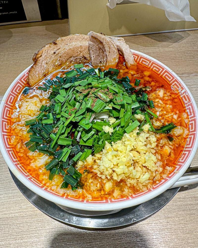 40s_gourmetさんが投稿した元祖巣鴨式手打ち担々麺まるえに関する口コミの画像