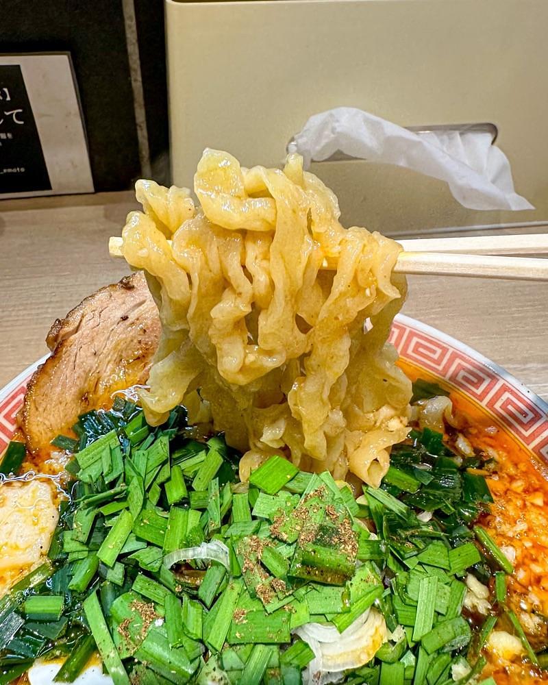 40s_gourmetさんが投稿した元祖巣鴨式手打ち担々麺まるえに関する口コミの画像