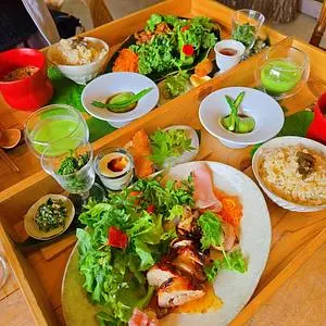 アワーズダイニング（Ours Dining）