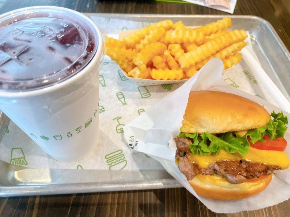 Andyさんが投稿したシェイク シャック 六本木店に関する口コミの画像