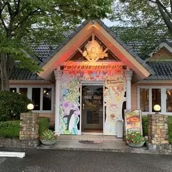 ここは南極？！兵庫で楽しむ癒しのほっこり穴場カフェ♡