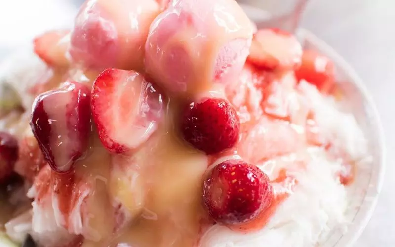 大阪でふわふわの絶品かき氷を楽しもう 1枚目