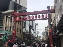絶対に行くべき浅草食べ歩きグルメ5選！人気店から穴場まで厳選