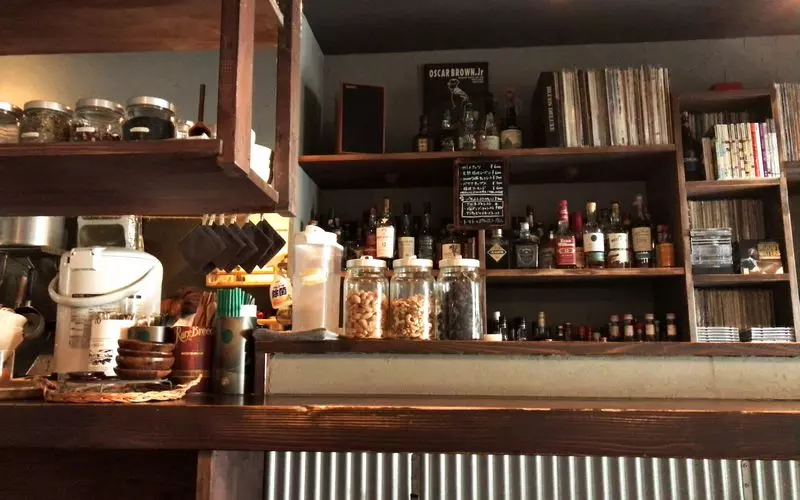 8. レコードが流れるジャズ喫茶！赤羽のおしゃれなカフェでひと時を「CAFE B-3」 2枚目