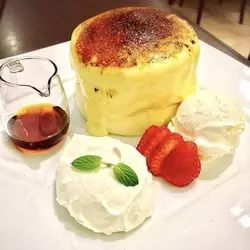 こんなところに人気のパンケーキが！日吉のふわぷるパンケーキ店♡