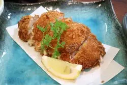 早くも大人気の兆し！？大阪でとんかつを食べるならここ♡