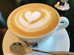 待ち合わせにも◎地元で愛される両国の下町カフェでティータイム♡