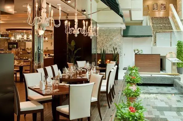 【京都ブライトンホテル】プチ贅沢気分！インスタ映えのテラスレストラン「フェリエ」 1枚目