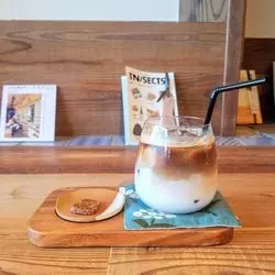 時計店をリノベーション♪岐阜にあるノスタルジックな雰囲気のカフェ