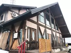 兵庫でほっこり♡住宅街の山小屋カフェ
