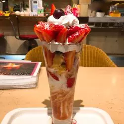 広島の中心部"中区"で味わう！老舗・お好み焼きと別腹スイーツ…♡