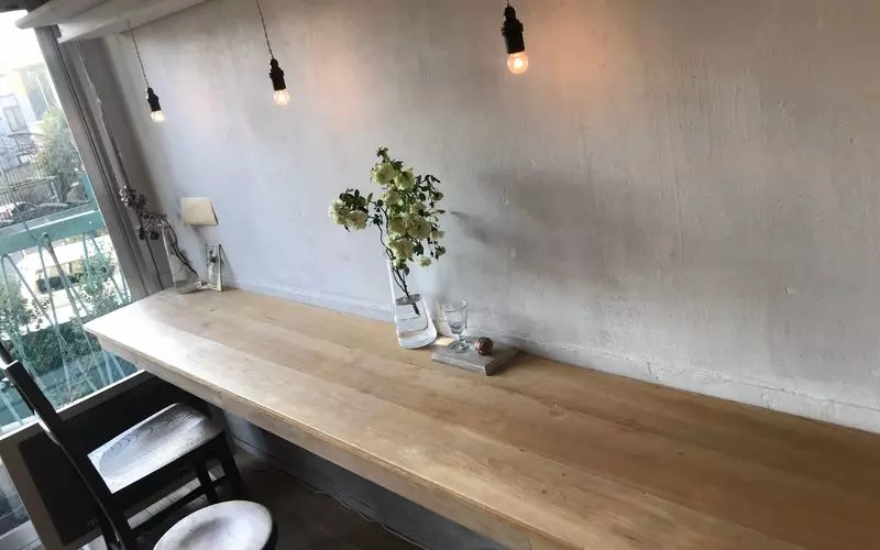 素朴で落ち着くカフェスペース 1枚目