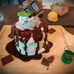 変わり種パンケーキ！？♡乃木坂の隠れ家カフェ