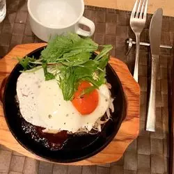 大人も子どもも大好き！大阪の絶品ハンバーグが食べたい♡