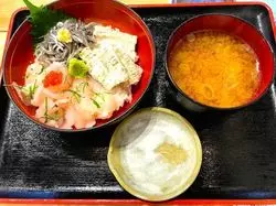 【宮城県女川】釣った魚をすぐ料理☆人気の新商店街にあるお店2選