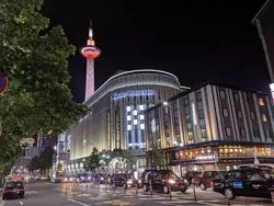 京都駅周辺で♪美味しいものを探して散策してみては～
