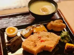 京都に行ったら必ず立ち寄るお味噌汁が美味しい河原町の老舗名店