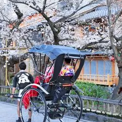 【着物で歩きたい】京都らしい町並みが美しい♡祇園白川