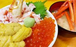 【北海道】海鮮丼を満喫したいならココ！小樽三角市場♪