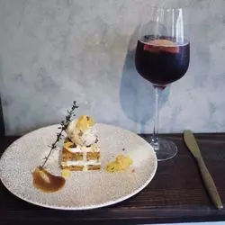 ラーメン屋跡地！？名古屋「菓酒屋 jira」でお酒とスイーツを♪
