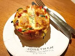 【新宿】まるで海外♡ホテルラウンジのベーカリーに行こう