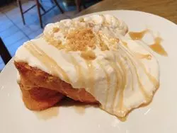 【池袋】とろける絶品フレンチトースト♡クリームたっぷりの朝食を