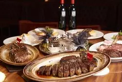 【ハレの日を飾る】ウルフギャング・ステーキハウス シグニチャー青山店の魅力