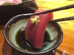 【海鮮丼テイクアウトあり】「魚バル まぶしや 関内」で今宵も1杯♡
