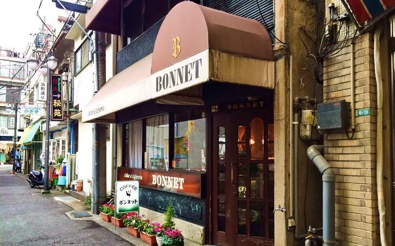 9. 【熱海の洋食】地元グルメ！レトロな喫茶店でハンバーガーを☆「ボンネット」 1枚目