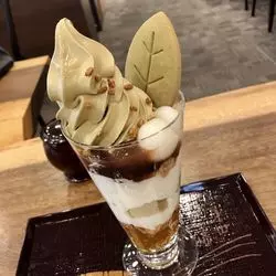 大阪梅田の甘味処！お抹茶が楽しめるカフェ♪