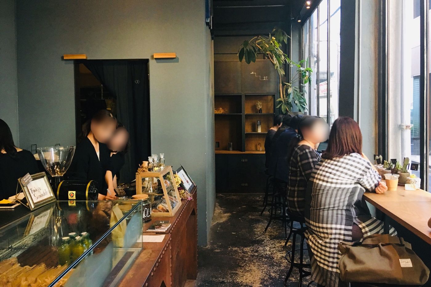 本の街で本格スイーツを。神保町のリノベーションカフェ♪の画像