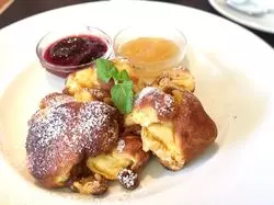 【青山】ウィーンの本店を再現！クラシカルなカフェで味わうスイーツ