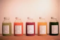 【OP記念！無料で飲めちゃう】「LITTLE LIVING FRESH」が千石に登場！