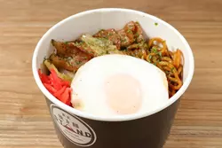 【下北沢】「東京焼き麺スタンド」はオシャレな焼きそば専門店だった！