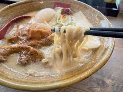 【栄養たっぷり系ラーメン】「中華盛そば 三亭」の煮干しラーメンが濃い～♡