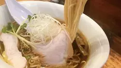 並ぶ価値あり！行列ができる店「中華そば しば田」をご紹介♪