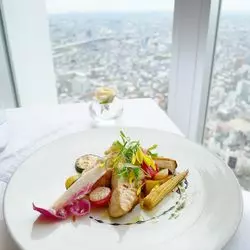 【名古屋】コスパ抜群の平日ランチ！51階で過ごす贅沢なひととき